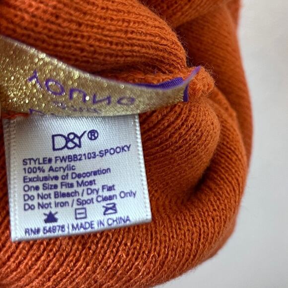 DAVID & YOUNG Orange Knit Halloween SPOOKY Beanie Hat Unisex Comfy Fall NWT - Picture 6 of 6